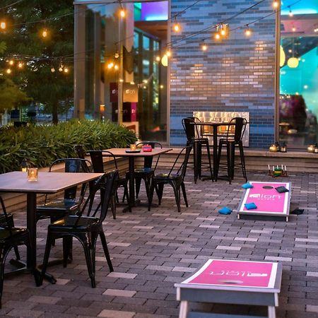 Aloft Boston Seaport District Hotel Exterior photo